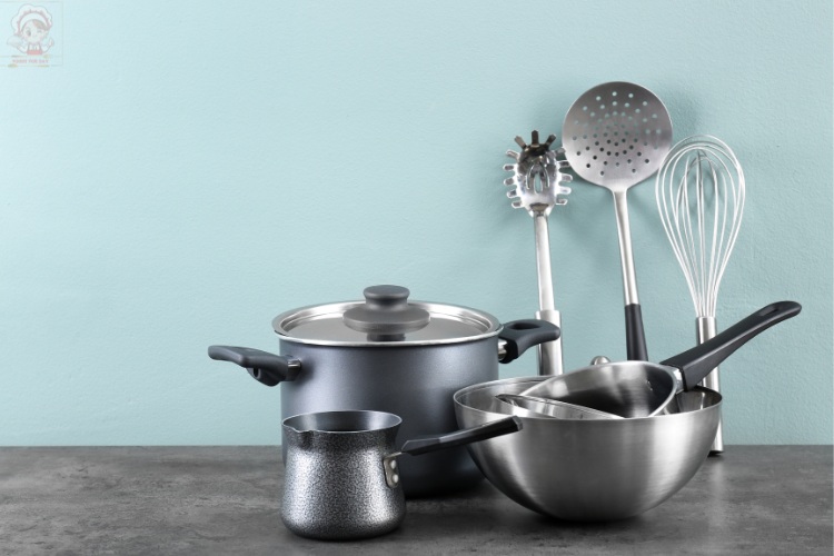 Top metal utensils are good for health in the kitchen